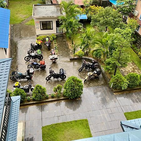 Hotel K2 Pokhara Exterior foto