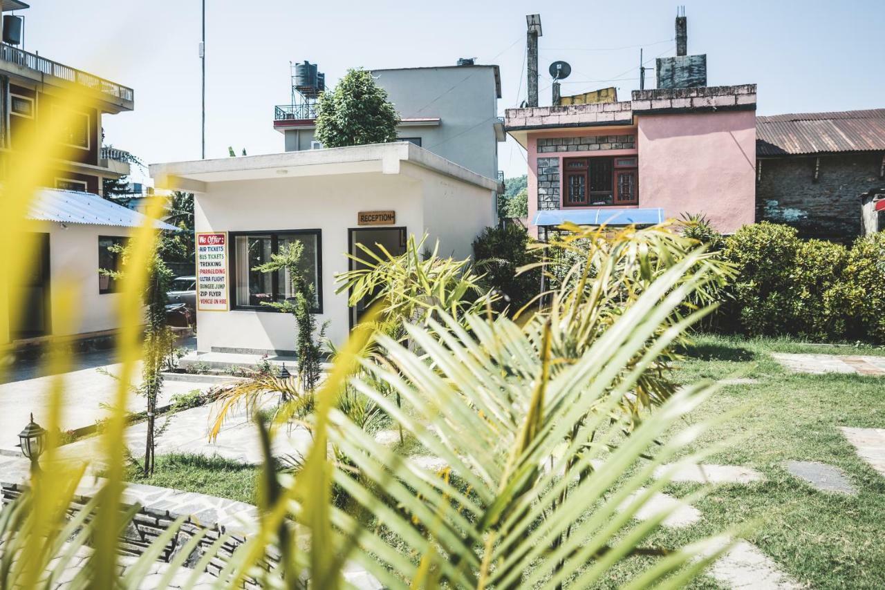 Hotel K2 Pokhara Exterior foto